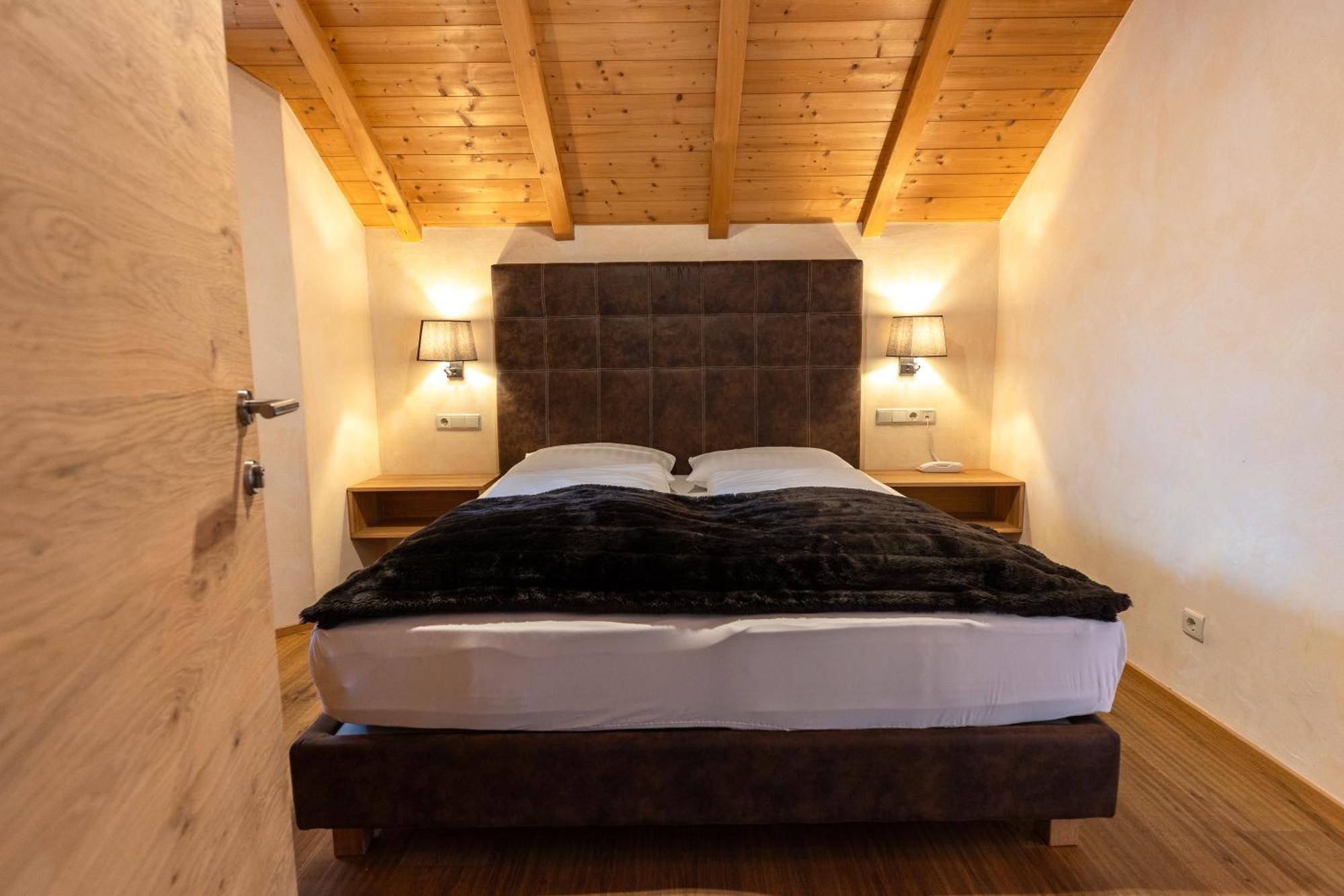 Der Unterwirt Guesthouse And Restaurant Кьюза Экстерьер фото